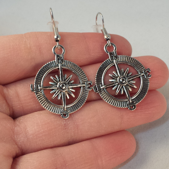 Silver Nautical Sail Boat Compass Dangle Earrings Gorgeous Party Gift - Picture 2 of 3